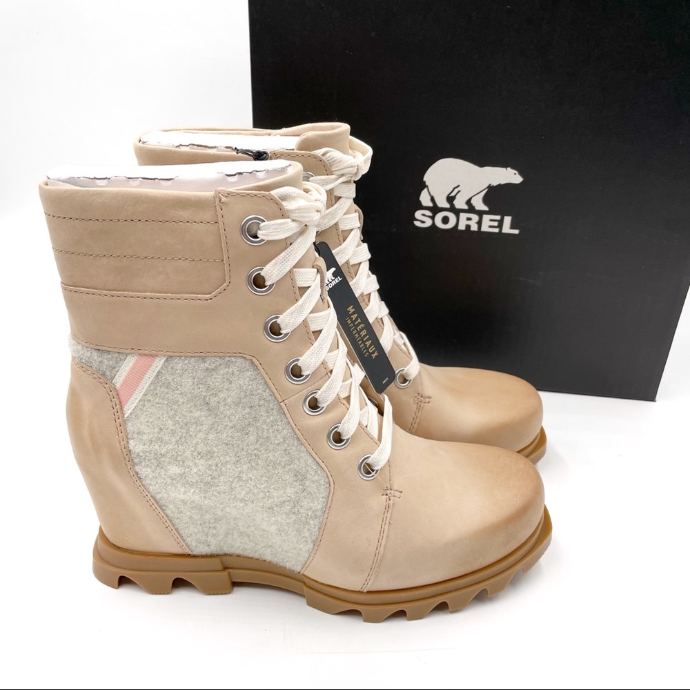 NEW Joan of Arctic Wedge III Lexie Booties Ankle Boots Natural Tan